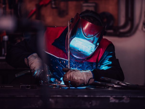 Tecnologia de Corte Térmico e Corte Plasma: Entenda a Diferença e Descubra a Eficiência