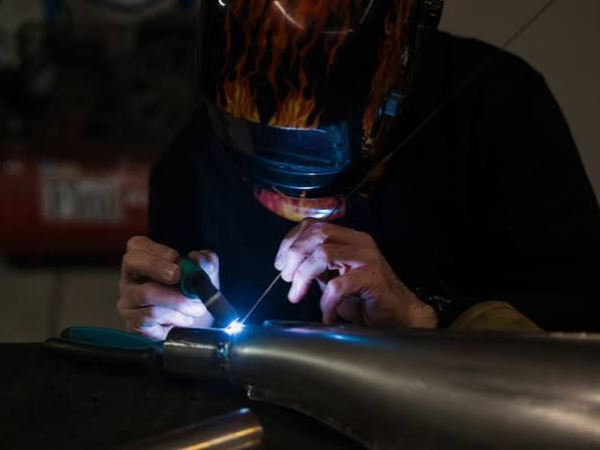 O futuro da soldagem: a máquina de solda trifásica 220